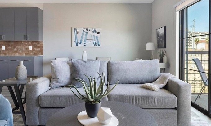 Warehouse District Apartment | Landing | Amazing 1BD, Clubhouse, Pool