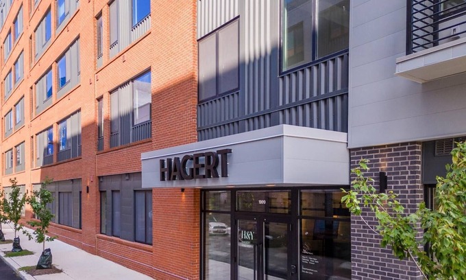 Kensington Apartment | Landing at Hagert and York - 1 Bedroom in East .