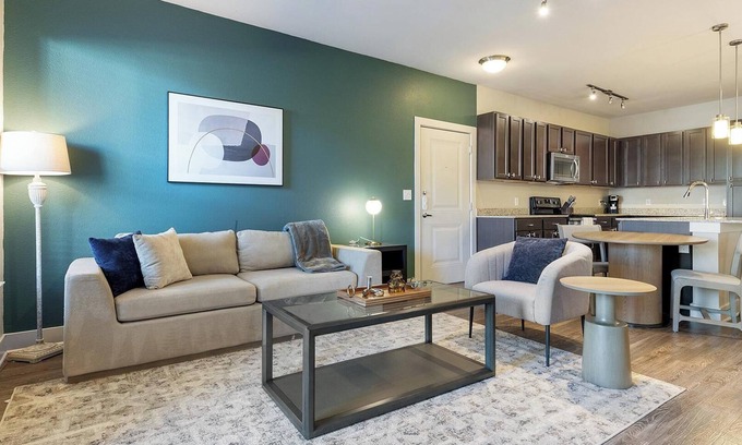 Gruene Apartment | Landing at Lakeview Villas - 1 Bedroom in New B.
