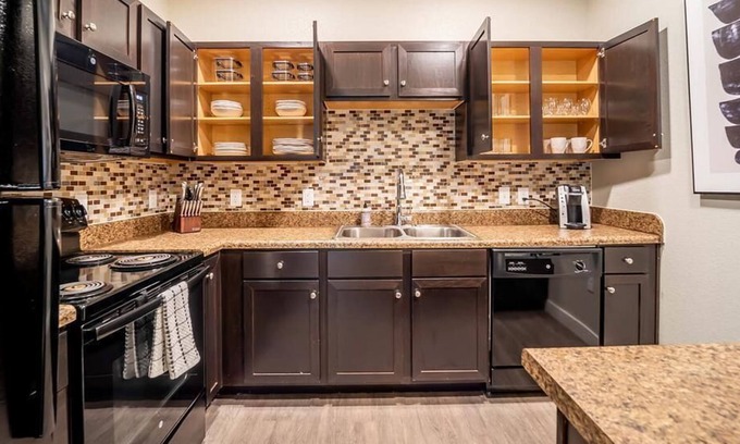 Powdersville Apartment | Landing at Pointe at Greenville - 1 Bedroom in Powdersville