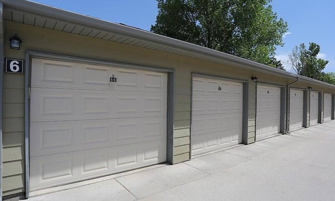 Fort Collins Apartment | Landing at Settlers Creek - 2 Bedrooms in Downtown Fort Collins