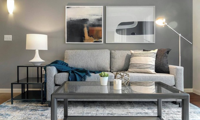 Fort Worth Apartment | Landing at Skyview at Crawford - 1 Bedroom in F.