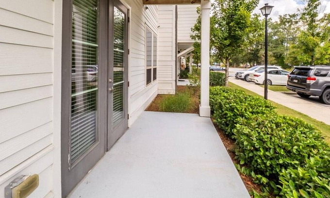 Summerville Apartment | Landing at Summer Wind - 1 Bedroom in Ashley Retreat