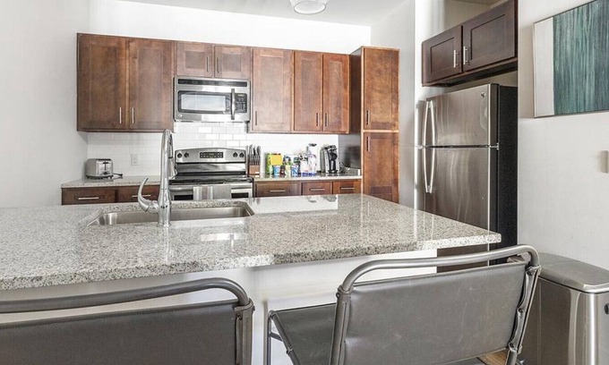 Simsbury Apartment | Landing at The Pointe at Dorset Crossing - 1 Bedroom in Downtown Simsbury