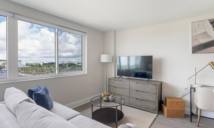 St. Petersburg Apartment | Landing at The Wayland - Studio in Downtown St.