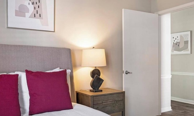 Crestline Heights Apartment | Landing at Village At Caldwell Mill - 3 Bedrooms in Overton