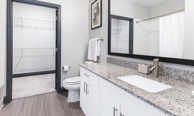 Keller Apartment | Landing at Westhouse - 2 Bedrooms in Downtown Fort Worth