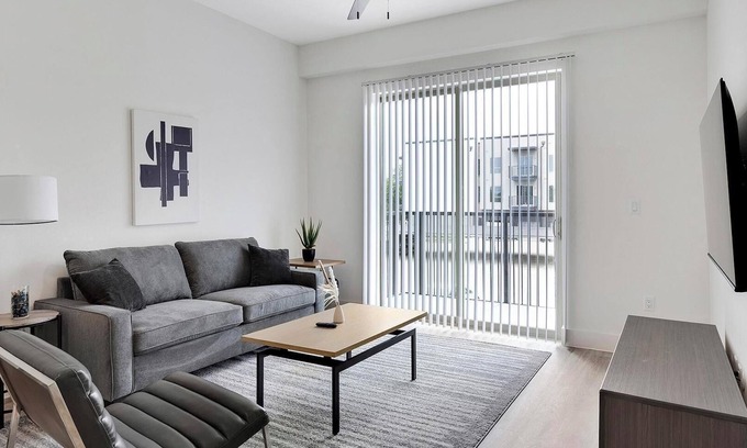 Denton Apartment | Landing | Beautiful 1BD in Denton