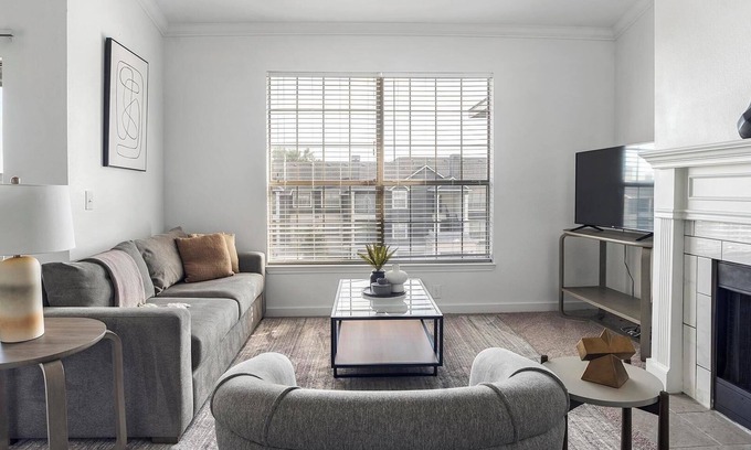 McNeil Apartment | Landing | Chic 1BD, Gym, Pool