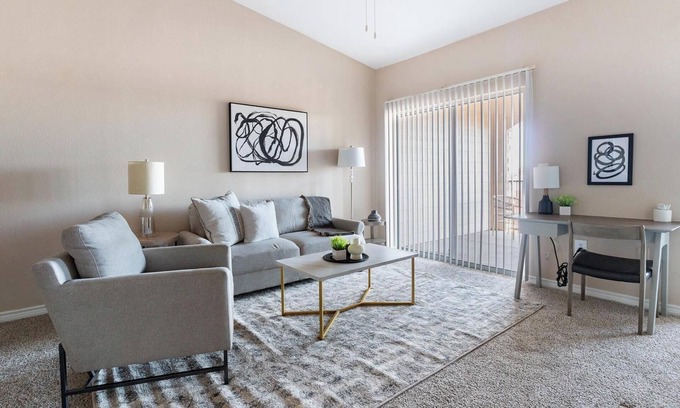 Fort Worth Apartment | Landing | Chic 1BD, Gym, Pool