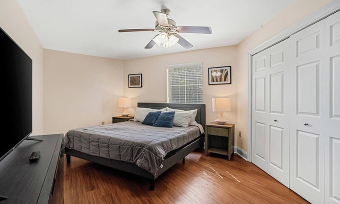 Mid City North Apartment | Landing | Chic 2BD, Gym, Pool
