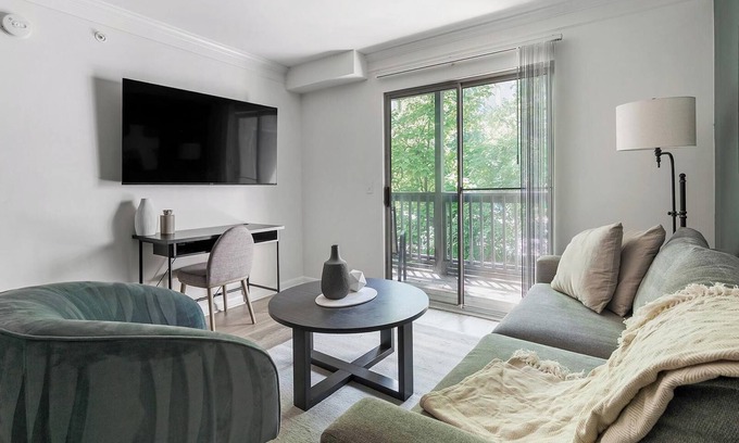 Green Hills Apartment | Landing | Incredible 1BD, Courtyard, Gym