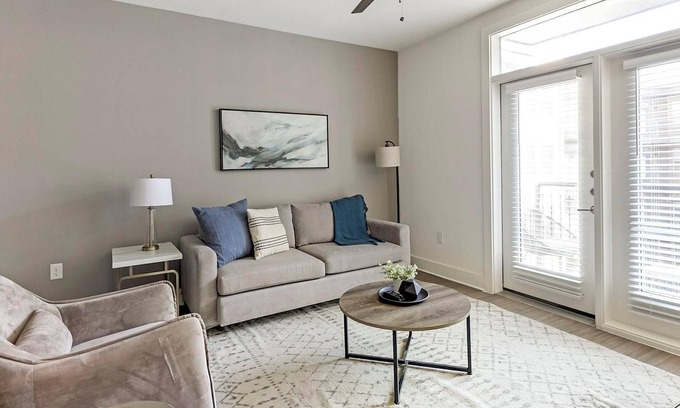 Fort Worth Apartment | Landing | Modern 1BD, Yoga Studio, Game Room