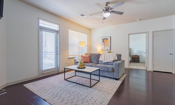 Terrell Heights Apartment | Landing | Spectacular 2BD, Gym, Courtyard
