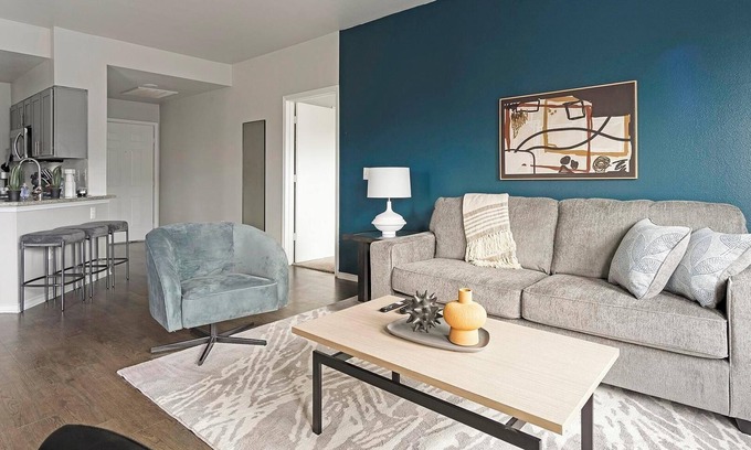 San Antonio Apartment | Landing | Spectacular 2BD, Gym, Pool