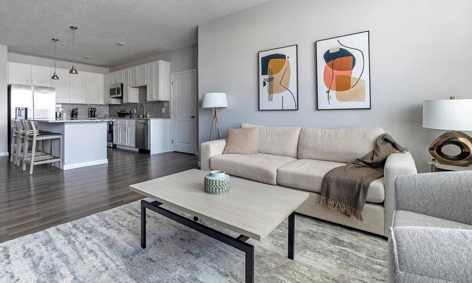 Northwest Columbus Apartment | Landing | Stunning 2BD, Gym