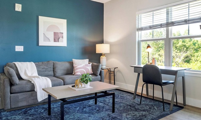 Southeast Orlando Apartment | Landing | Stunning 2BD, Gym, Pool