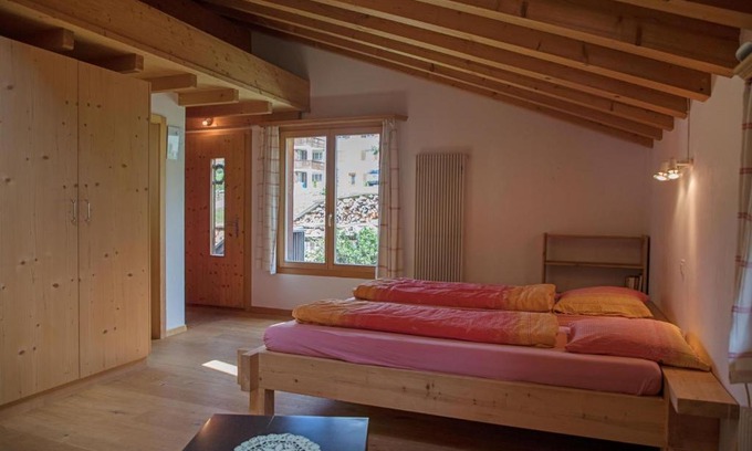 Klosters Platz Apartment | Landstrasse 153