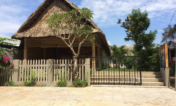 Son Tinh House | Lang Bien Homestay