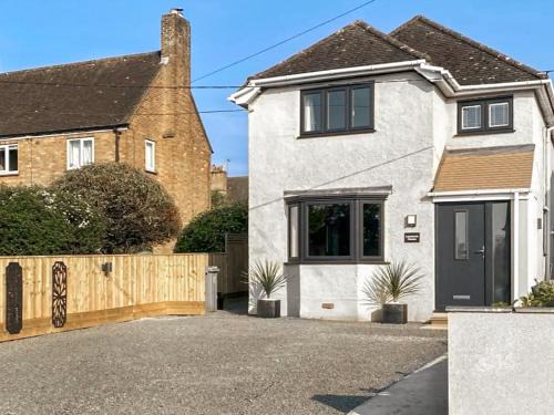 Chipping Norton House | Lanstone House