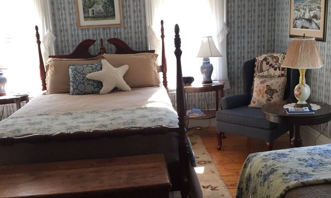 Rockport Bed & Breakfast | Lantana House