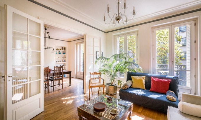 Quartier de la Roquette Apartment | Large 1BR close to Bastille and Aligre