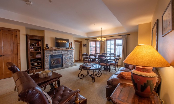 Crested Butte Condo | Large 3 bedroom/4 bathroom Condo in Mountaineer Square - No Cleaning Fee! by RedAwning
