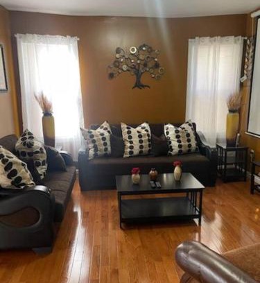 Newark Apartment | Large 3 BRM 2 Bath Near EWR NYC