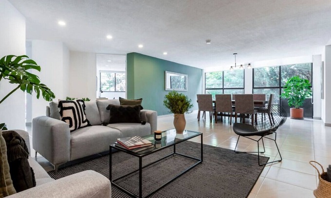 La Condesa Apartment | Large 3BR Apartment with exceptional street views