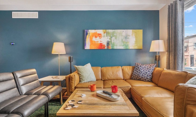 Southwest Center City House | Large 4 Bedroom Home/Rooftop Patio with City Views/Gym