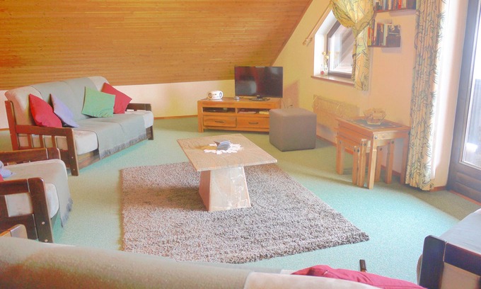 Sankt Michael im Lungau Apartment | Large and well-appointed Apartment with private, south-facing balcony