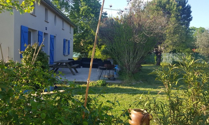 Ruoms Condo | Large air-conditioned gîte in RUOMS ideal for large families or group vacations