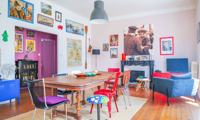 Les Sables d'Olonne Apartment | Large apartment tastefully decorated for 5 people