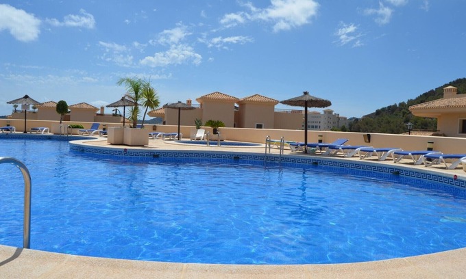 El Beal Apartment | Large apartment on two floors, 2 balconies, free wifi, satellite TV