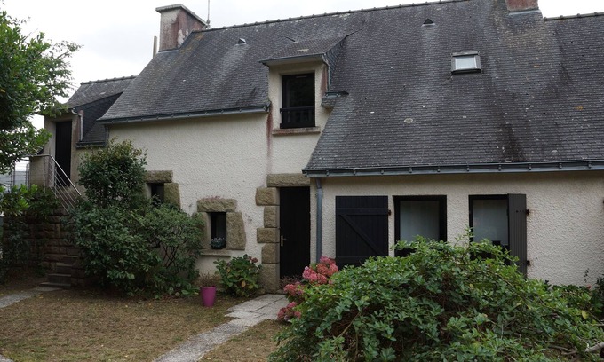 Larmor-Plage Apartment | Large bright studio close to the beach
