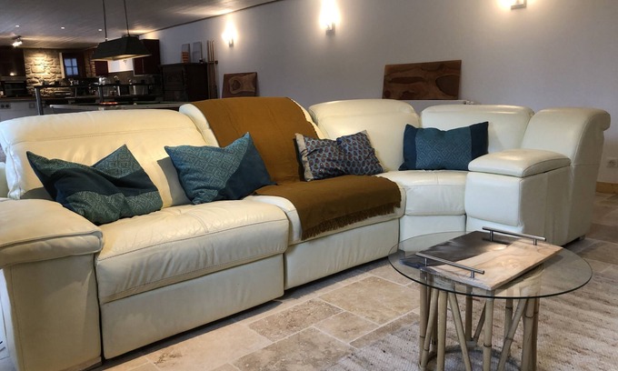 Guern House | Large capacity RELAX cottage in the countryside