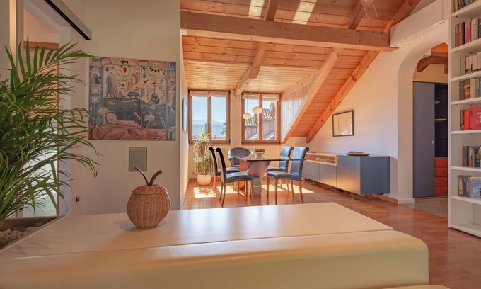 Caldaro Sulla Strada del Vino House | Large, comfortable and very quiet apartment in the center of Kaltern with garage & elevator