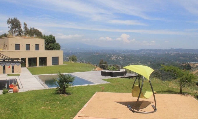 Tanneron Villa | Large Contemporary Villa with Pool CANNES South of France