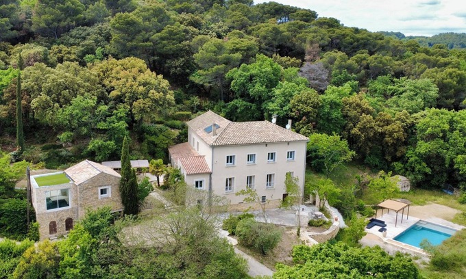 Saint-Alexandre House | Large country house, heart of nature, 2 private swimming pools, panoramic view !