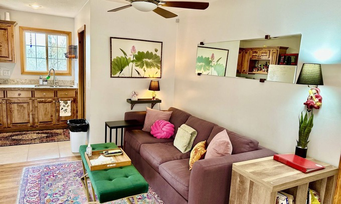 Eureka Springs Cottage | Large deck, BBQ grill, fire pit & Arkansas Sunsets- the perfect spring evening!