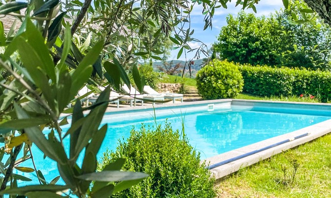 Fornole House | Large estate with swimming pools 90km northern of Rome