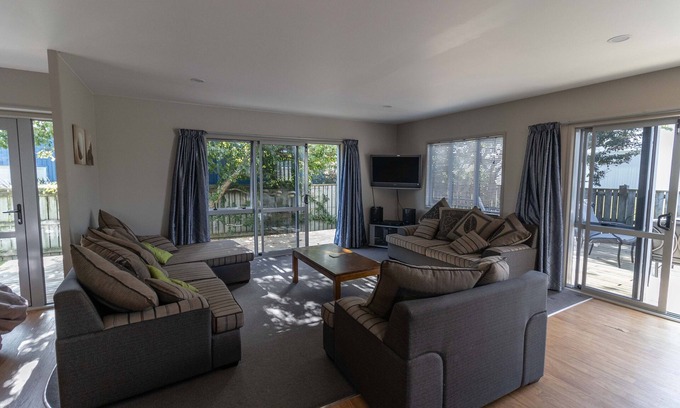 Waihi Beach House | Large family beach house
