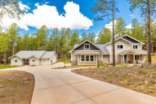 Flagstaff House | Large Flagstaff Home with Guest House