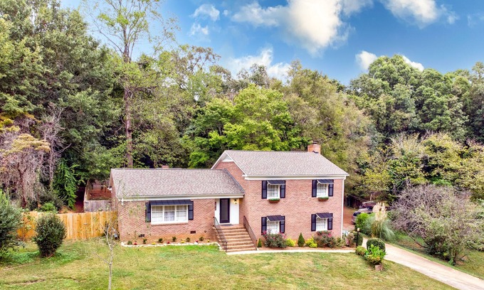 Rock Hill House | Large four bedroom in a quiet neighborhood.
