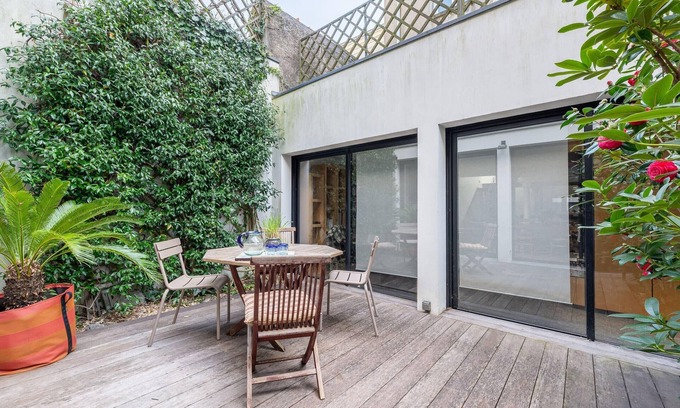 Monselet House | Large, fully renovated 250m² house