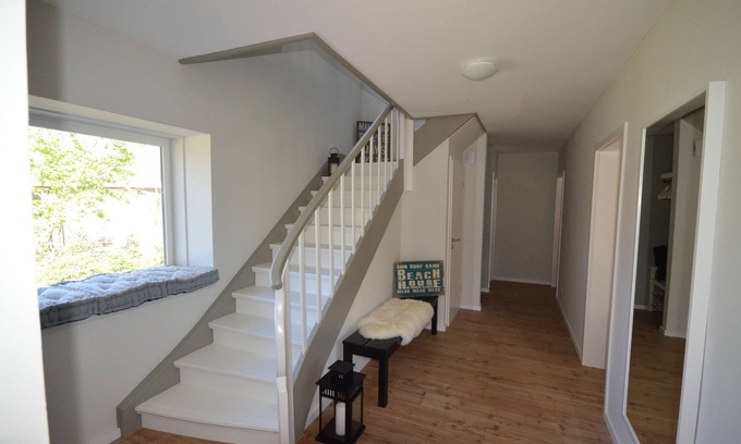 Hohwacht House | large holiday home, 350 m to the nearest beach stairs