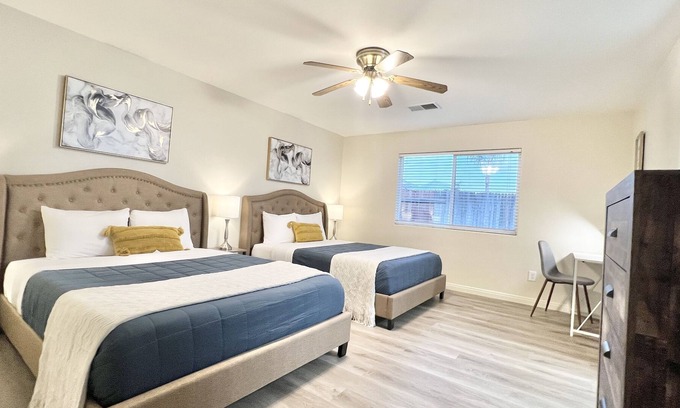 Rosedale House | Large Home W/ComfyBeds &BBQGrill ForUpTo14 Guests