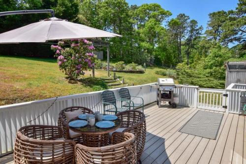 Chatham House | Large Home w Fire Pit and Dogs Welcome