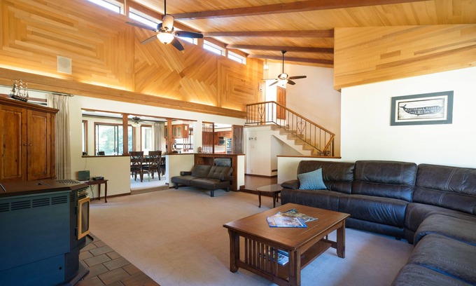 Brookings House | Large Home with Luxury Hot Tub and Custom Vaulted Ceilings
