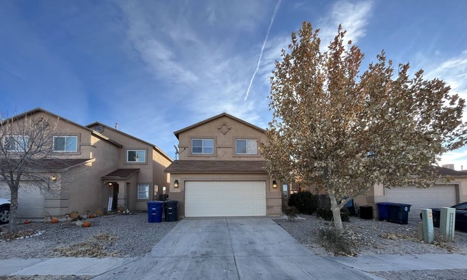 Albuquerque House | Large House for the whole family. (or a few families)